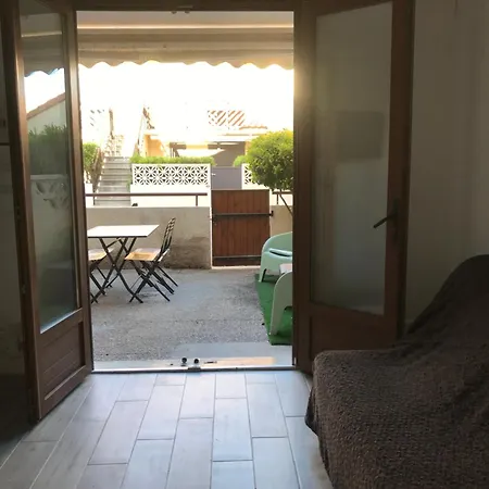 Casa Del Mar Apartment *